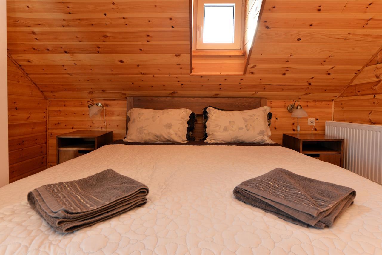 Zuvienes Pasiure Bed & Breakfast Rubikiai Exterior photo