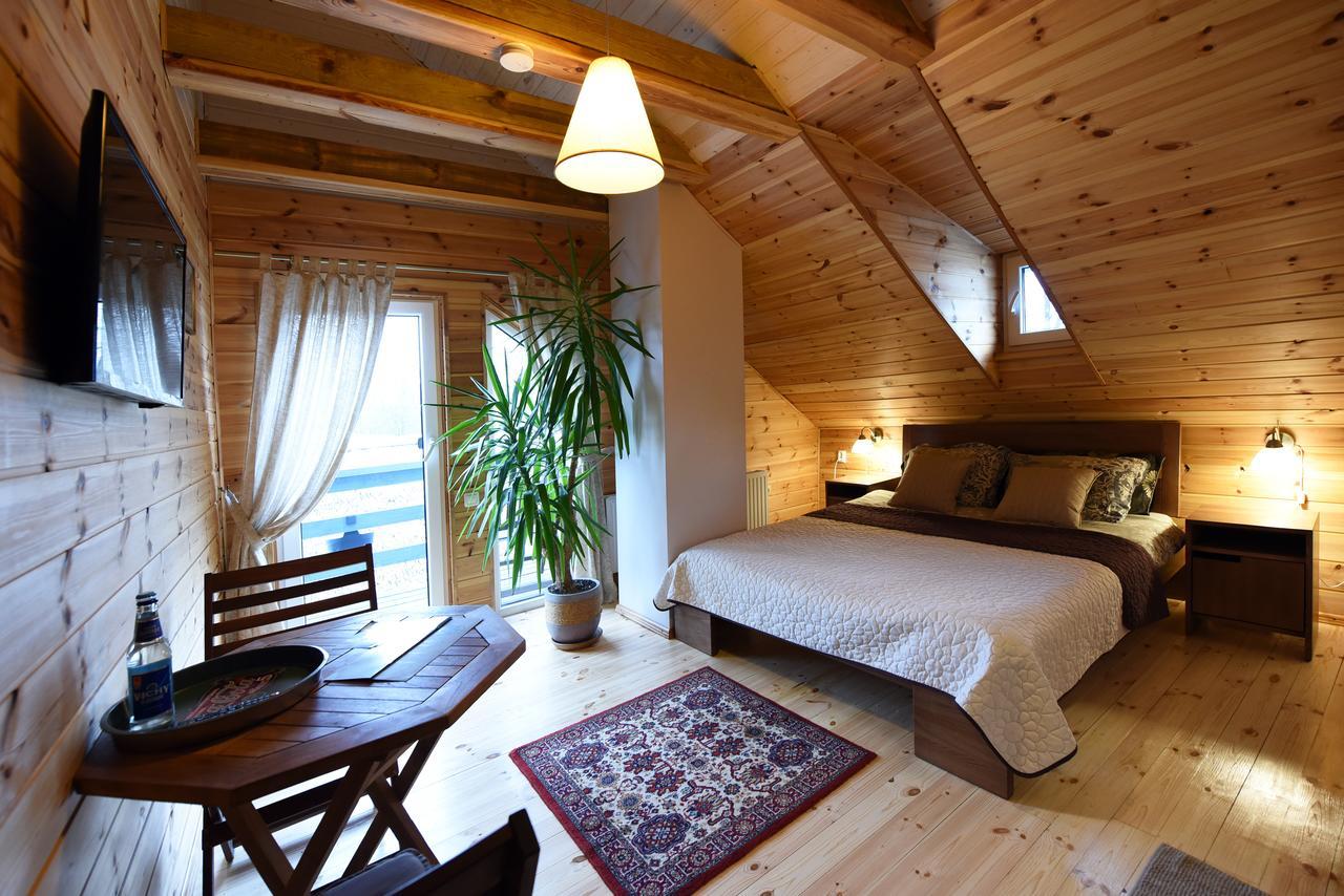 Zuvienes Pasiure Bed & Breakfast Rubikiai Exterior photo